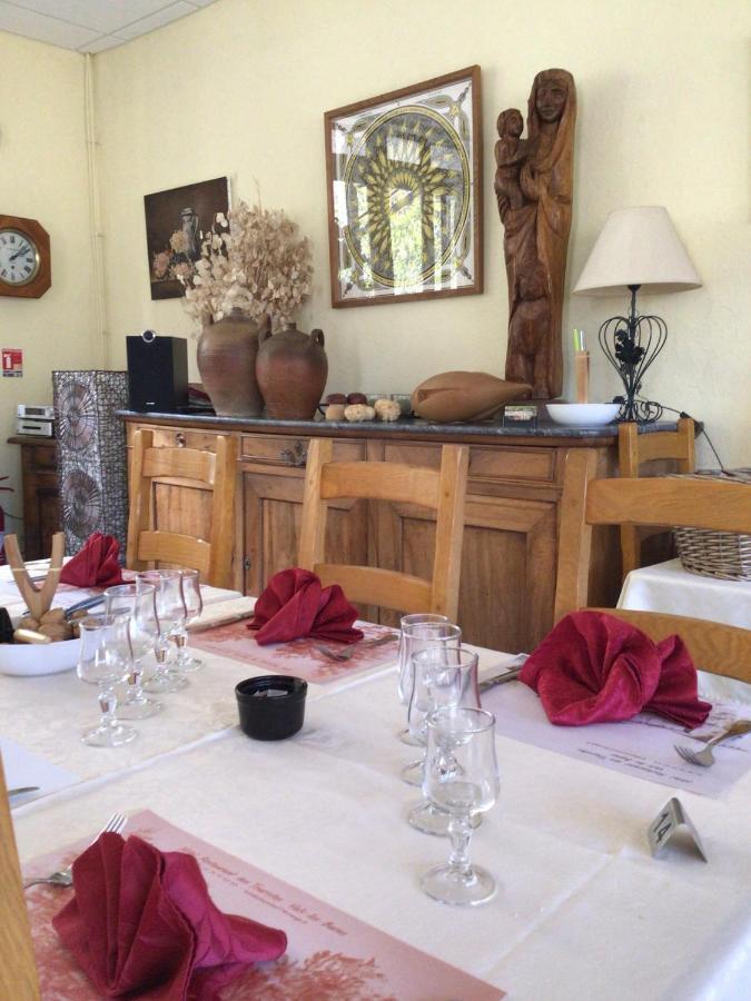 Hotel Restaurant Les Touristes Вал-ле-Бан Екстериор снимка