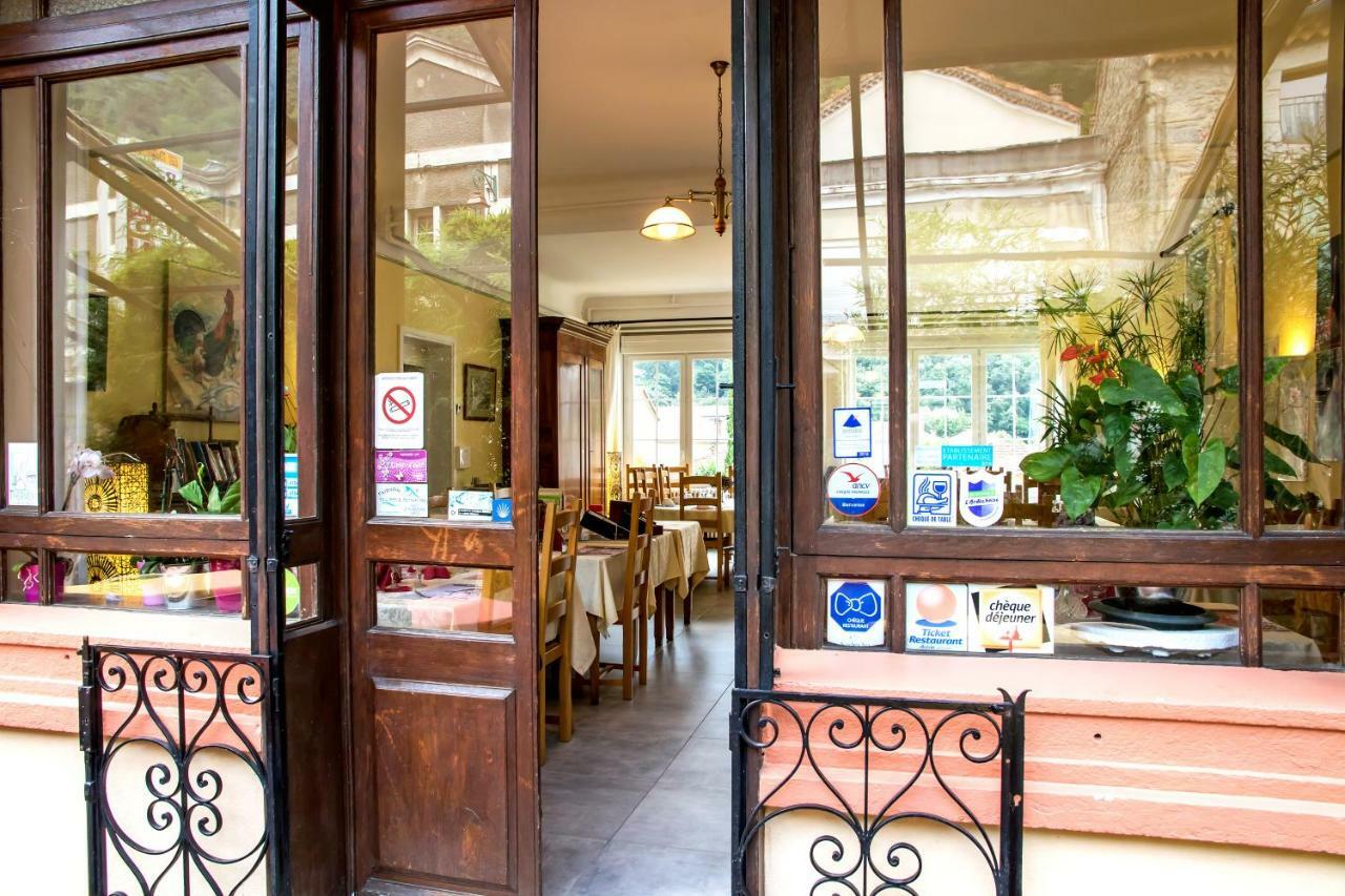 Hotel Restaurant Les Touristes Вал-ле-Бан Екстериор снимка